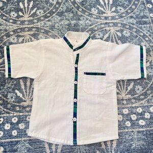Guatemala White Short-Sleeve Shirt with Green & Blue Trim